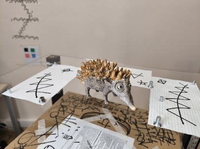 Рис. 5. Полнота охвата поверхности объекта (360°×360°) обеспечивается за счёт вращения стеклянной платформы.