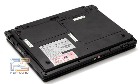RoverBook Navigator V211: днище