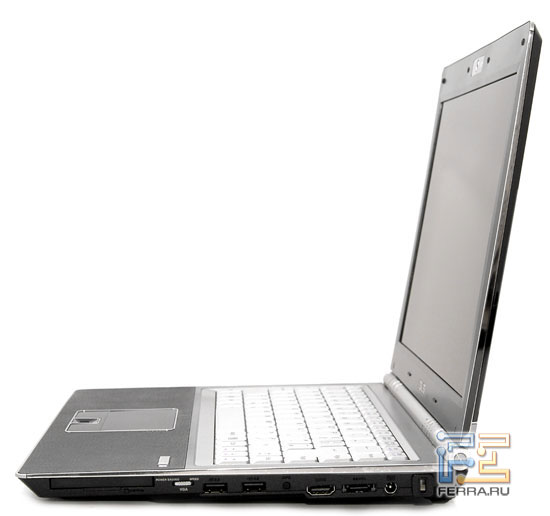 ASUS U3S: внешний вид в открытом состоянии